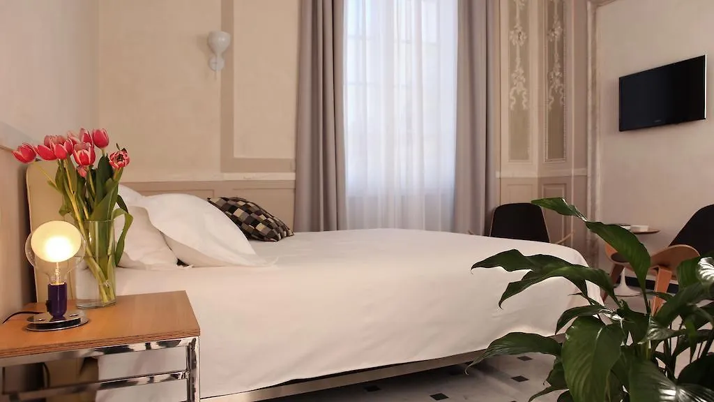 Hotel Le Nuvole Residenza D'Epoca Genoa